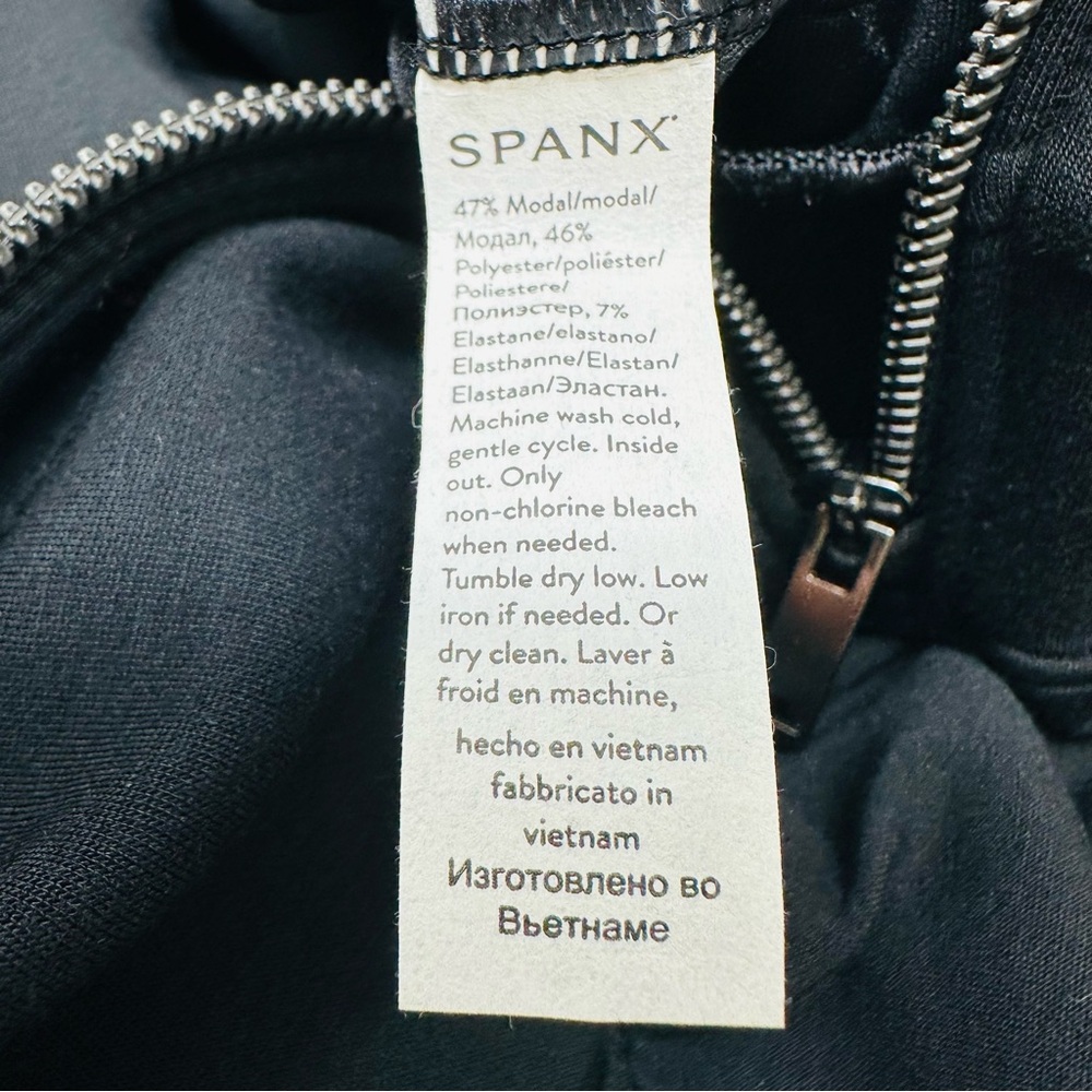 Spanx AirEssentials Wide Leg Jumpsuit Size Small Long Sleeve Black - Picture 8 of 11